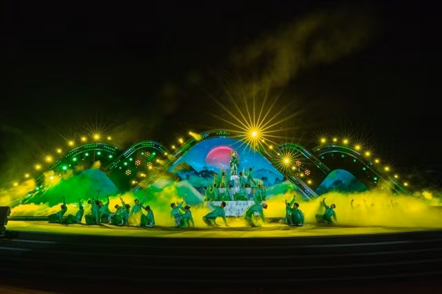 des-danseurs-et-autres-artistes.jpg