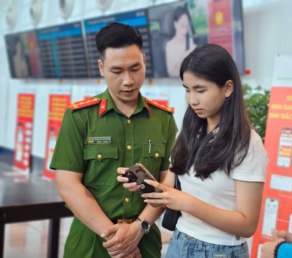 aeroport-tan-son-nhat.jpg