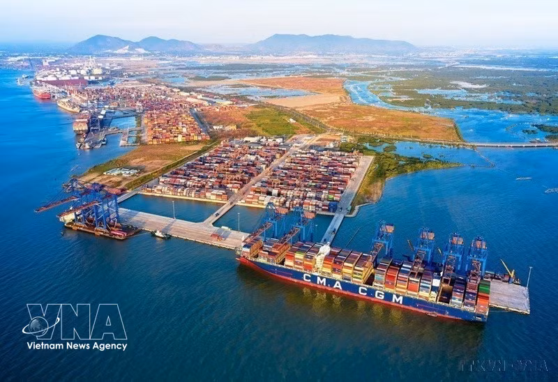 Le port international Gemalink de Ba Ria Vung Tau est un port maritime stratégique pour l'industrie, le commerce et l'intégration mondiale. Photo : VNA