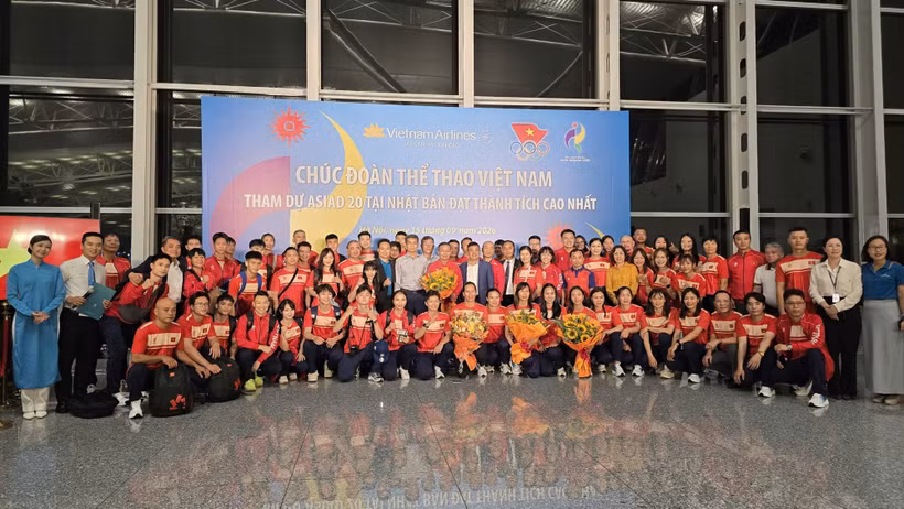 La délégation sportive vietnamienne a quitté le Vietnam dans la nuit du 15 septembre pour le Japon, où elle participera aux 20es Jeux asiatiques (ASIAD 20). Photo: baochinhphu.vn