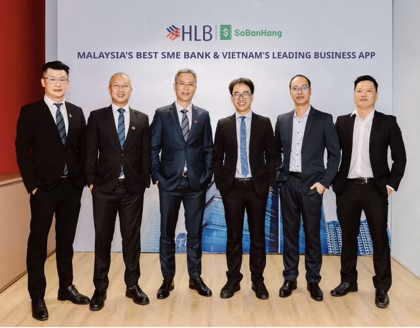 Hong Leong Bank (HLB) de Malaisie a annoncé un partenariat stratégique avec Sô Bán Hàng, une plateforme technologique vietnamienne dédiée à la gestion des entreprises individuelles et des micros, petites et moyennes entreprises (MPME). Photo: VNA