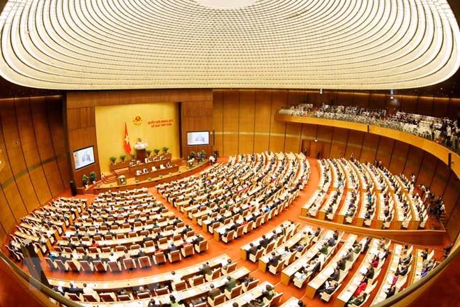  Panorama de la séance d'ouverture de la 5e session de l'AN de la 14e législature. 