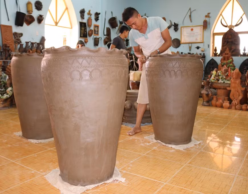 Créations des produits au sein d'un atelier.