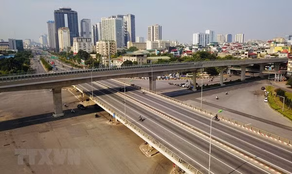 L’intersection de l’avenue Thang Long. Photo : VNA