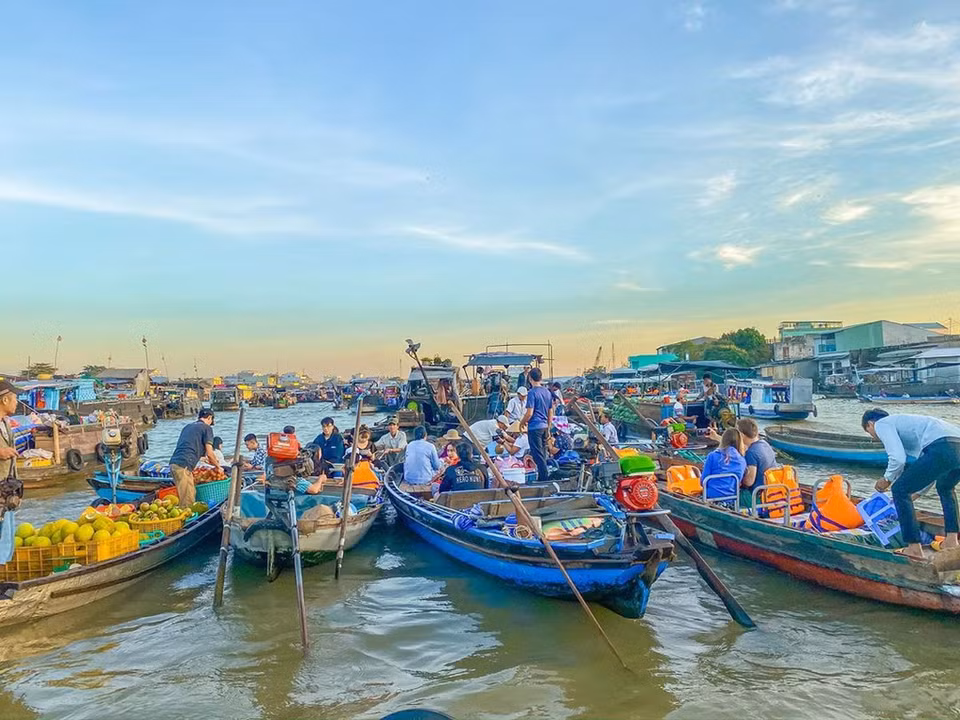  Selon Condé Nast Traveler, ''le Vietnam est un excellent choix pour les expatriés. Ici, vous serez fasciné par la culture colorée et la convivialité des habitants locaux. Les expatriés interrogés ont déclaré qu'ils s'étaient adaptés rapidement à la vie, se sentant chez eux dès les premiers mois''. Photo: Dolinh1310. 