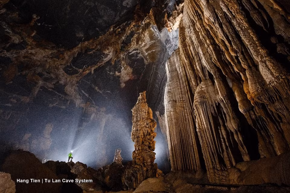 La grotte Tiên.