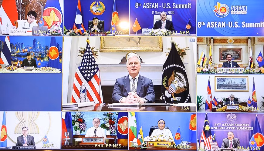 Le conseiller à la sécurité nationale américaine Robert C. O'Brien au 8e Sommet ASEAN-Etats-Unis. 