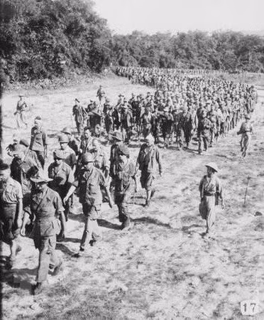 Des soldats français capturés à Dien Bien