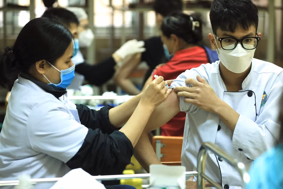 Le ministre de la Santé Nguyen Thanh Long a déclaré que la campagne se poursuivrait jusqu'au 28 février au niveau national, avec le soutien des forces militaires et de sécurité publique ainsi que d'autres secteurs.