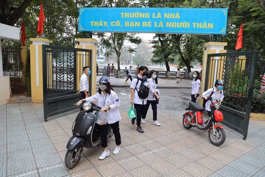 Au lycée Tran Nhan Tong, arrondissement de Hai Ba Trung à Hanoï. Photo: VNA