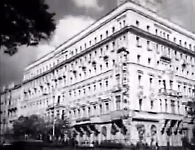 Nguyên Ai Quôc arriva à Moscou en juillet 1923 et participa aux activités de l’Internationale communiste. Il vécut de la fin de 1923 au début de 1924 à l'hôtel Lux, rue de Tverskaya, N°10. Photo : VNA