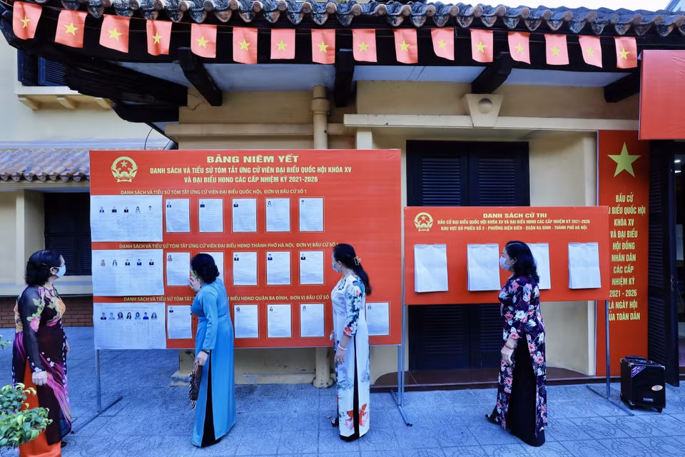 Les électrices du quartier de Diên Biên, arrondissement de Ba Dinh, à Hanoi. Photo: VNA 