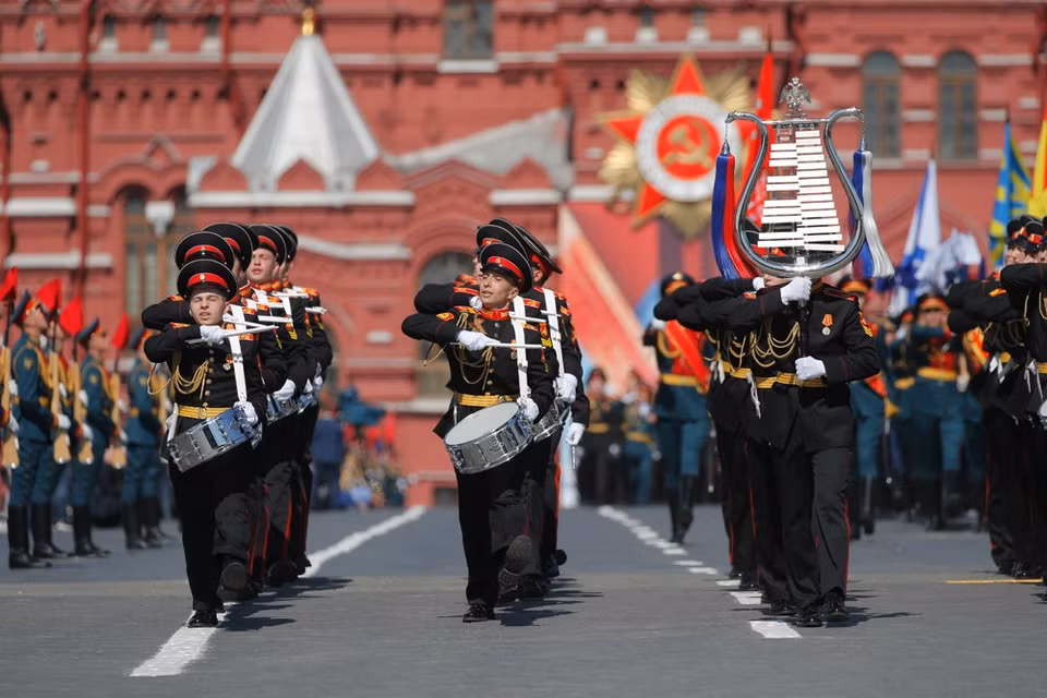 Par tradition, tous les défilés militaires sur la place Rouge s'ouvrent par les tambours de l'Ecole de musique militaire de Moscou. 