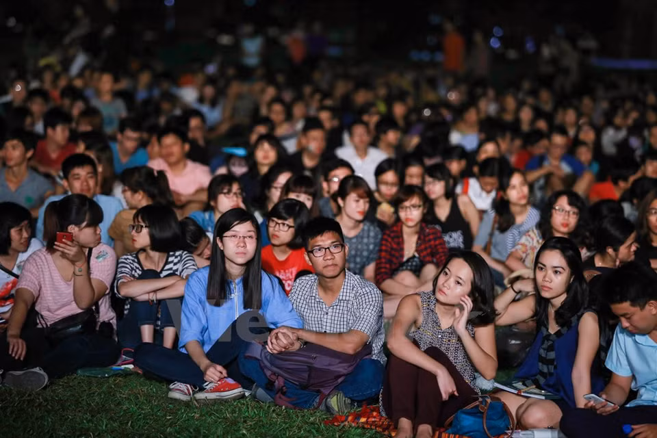 Des milliers de jeunes participent à cet événement.