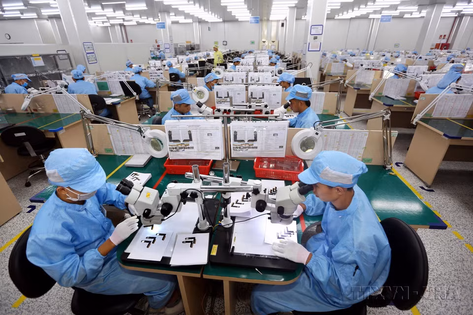 Chaîne de production de la Sarl Young Poong Electronics VINA dans le Parc industriel de Binh Xuyen II, province de Vinh Phuc au Nord. 