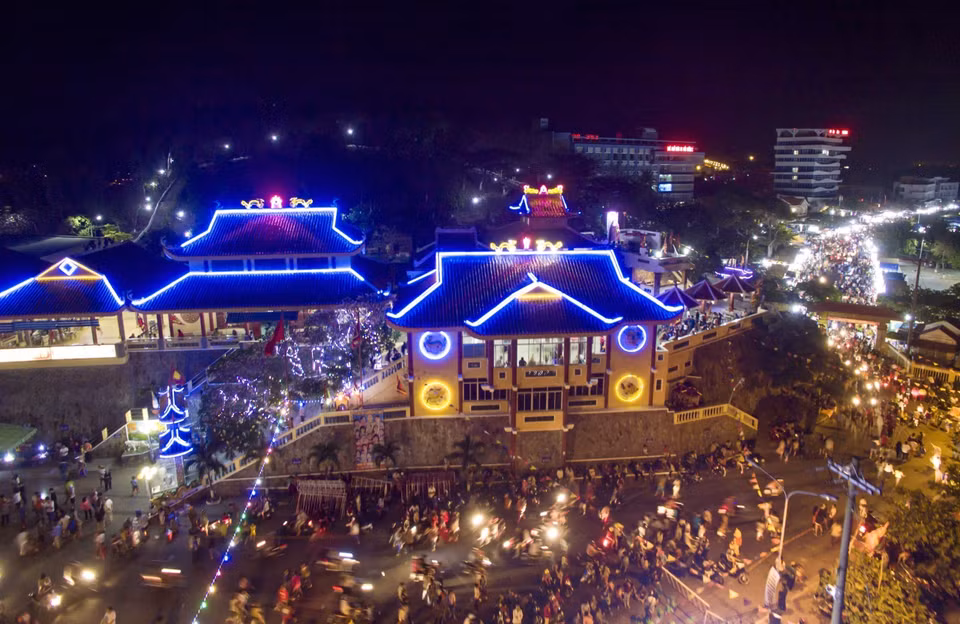 La fête Dinh Co - Long Hai (Le Co) au vestige Dinh Co, au bourg de Long Hai, district de Long Dien, province de Ba Ria - Vung Tau.