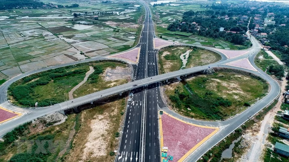 L'autoroute Ha Long-Hai Phong sera officiellement ouverte au trafic le 1er septembre
