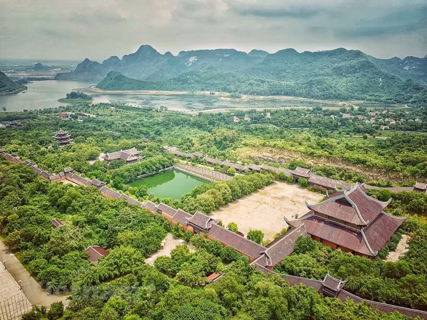 La pagode Bai Dinh est un complexe de temples bouddhistes situé dans la province de Ninh Binh (Nord). C’est la plus grande pagode du Vietnam. Photo: Vietnam+ 