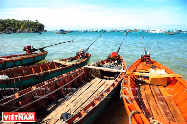 A An Thoi, le touriste peut passer quelques heures sur un bateau de pêche