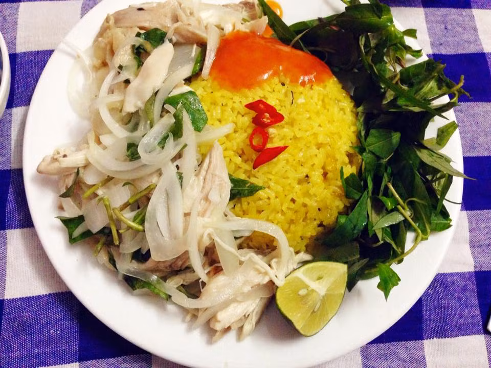  Le Cơm gà (riz au poulet) est l’un des plats préférés des touristes 