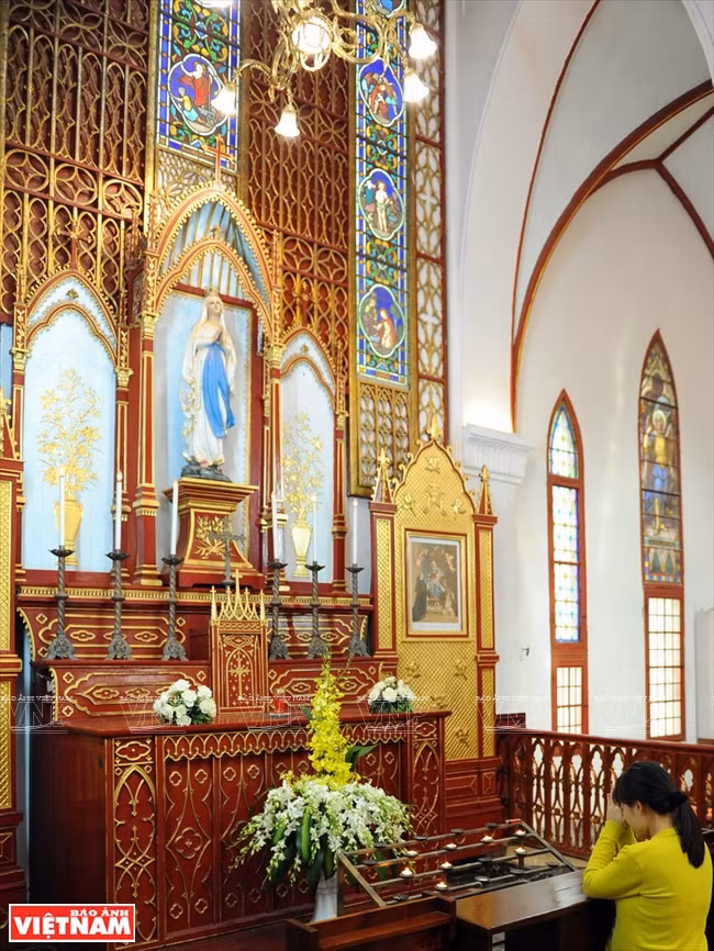 L’autel de culte dédié à la Vierge Marie