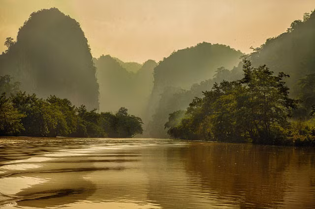 Le lac de Ba Be, dans la province de Bac Kan.
