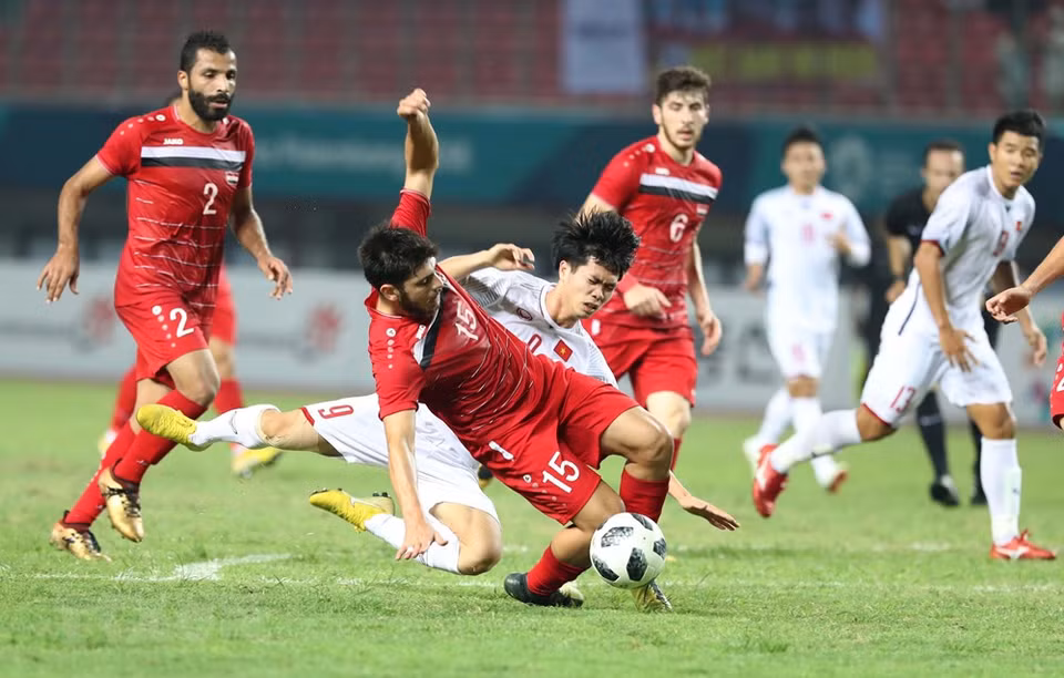 Les joueurs vietnamiens étaient très confiants face à une équipe syrienne réputée forte. 