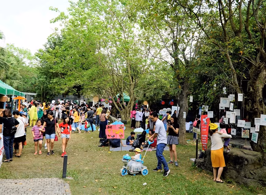 L'événement KHOE Creative Festival 2019 a lieu les 16 et 17 novembre dans la zone urbaine Ecopark (Hung Yen). Photo: Vietnam+