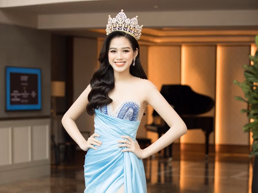 Une conférence de presse pour lancer le concours de beauté "Miss World Vietnam" 2021 s’est tenue fin mars dernier. Placé sous le thème ''Vitalité du Vietnam'', le concours "Miss World Vietnam" 2021 s'oriente vers les valeurs humaines, la compassion, l'inspiration, l'énergie positive d'un Vietnam en sécurité et en voie de rétablissement après la pandémie de COVID-19. Ce concours de beauté se déroulera de septembre à novembre 2021.Photo : VietnamPlus 