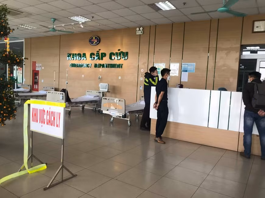Une zone isolée à l’Hôpital national des maladies tropicales. Photo: VNA