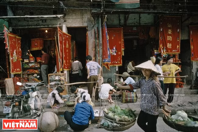  Une ancienne rue de Hanoi. 