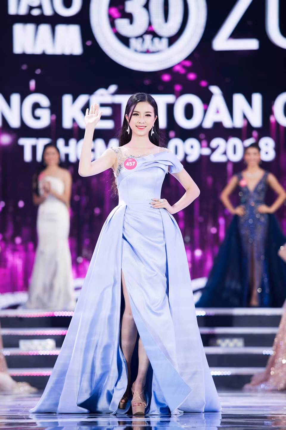  La deuxième dauphine Nguyên Thi Thuy An. 