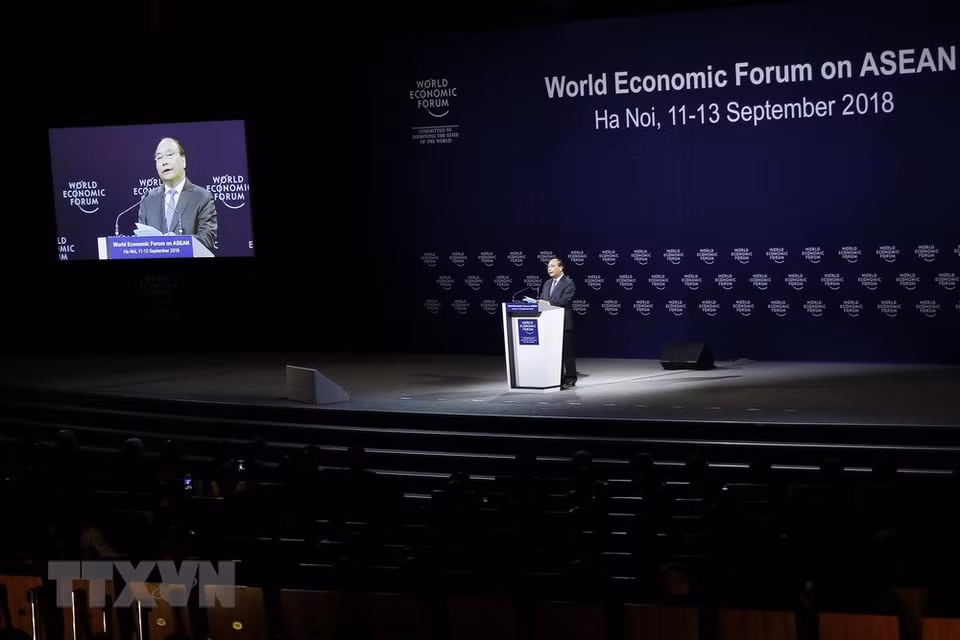 Le Premier ministre Nguyen Xuan Phuc s'exprime au séance plénière du Forum WEF ASEAN 2018. 
