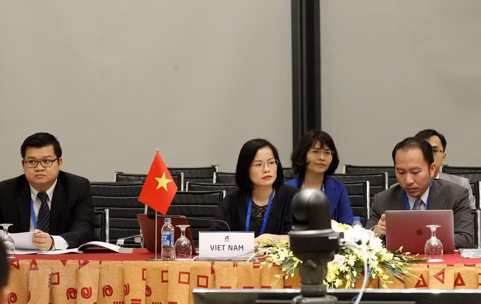 La délégation vietnamienne participe à la réunion. 