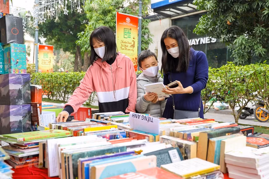 Les livres sont magnifiquement présentés. Photo: / Vietnam +