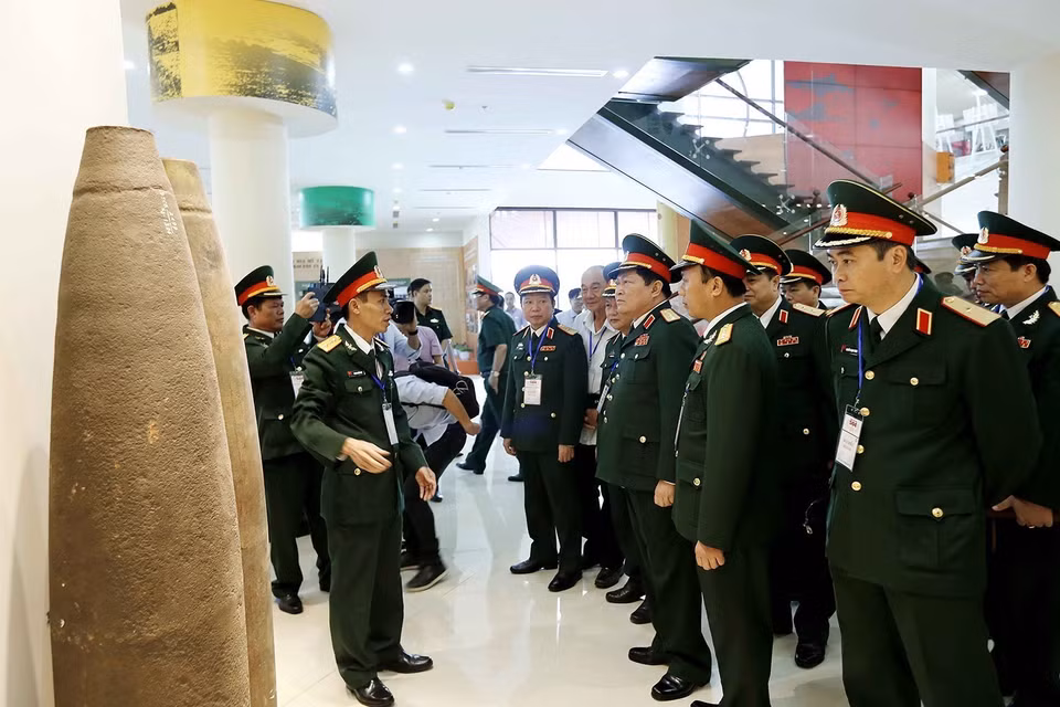 La cérémonie d'inauguration du Centre national d'action contre les mines du Vietnam, le 20 octobre 2016.