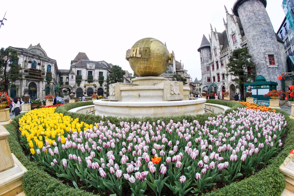 Le site touristique Sun World Ba Na Hills dans la ville du Centre de Da Nang rouvrira aux visiteurs à partir du 18 mars après près d'un an de fermeture en raison de l'épidémie de COVID-19. Photo: VNA