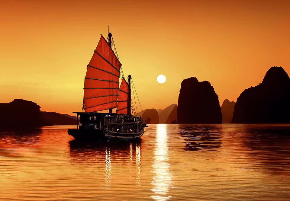 Baie d’Ha Long (Quang Ninh).