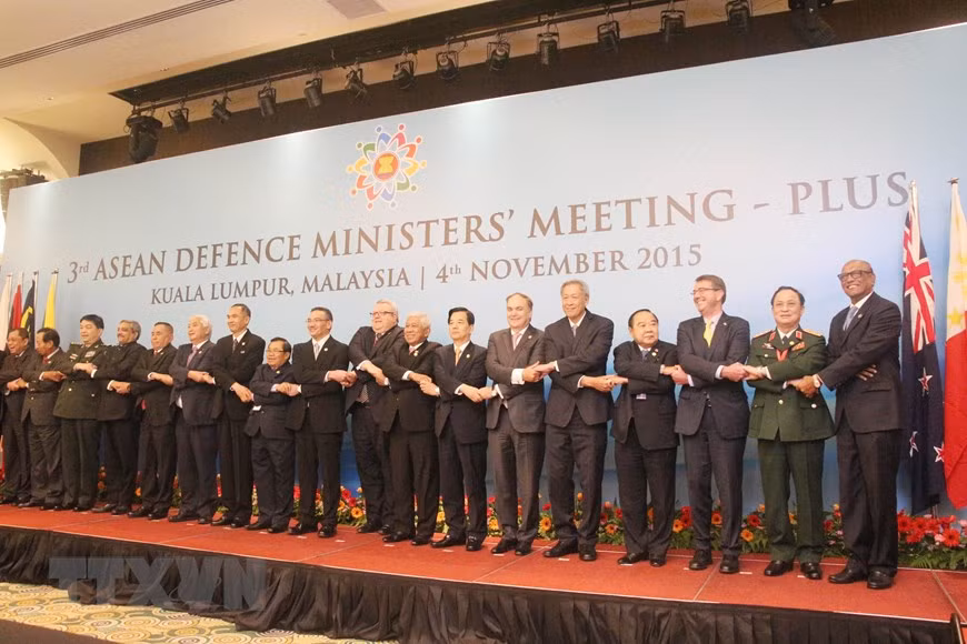 La 3e Conférence élargie des ministres de la Défense de l'ASEAN (ADMM +) tenue le 4 novembre 2015 à Kuala Lumpur en Malaisie. Photo: VNA 
