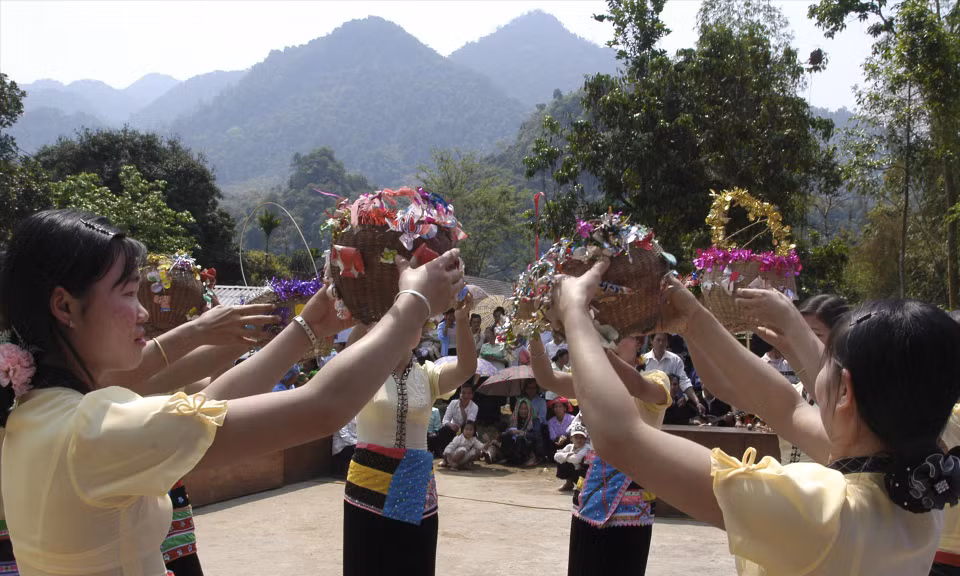 Danse Xoè. Photo: VNP