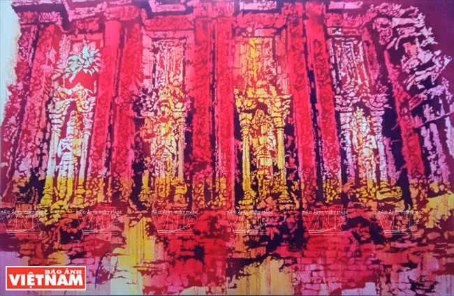 ''My Son, ruines échauffées''.
