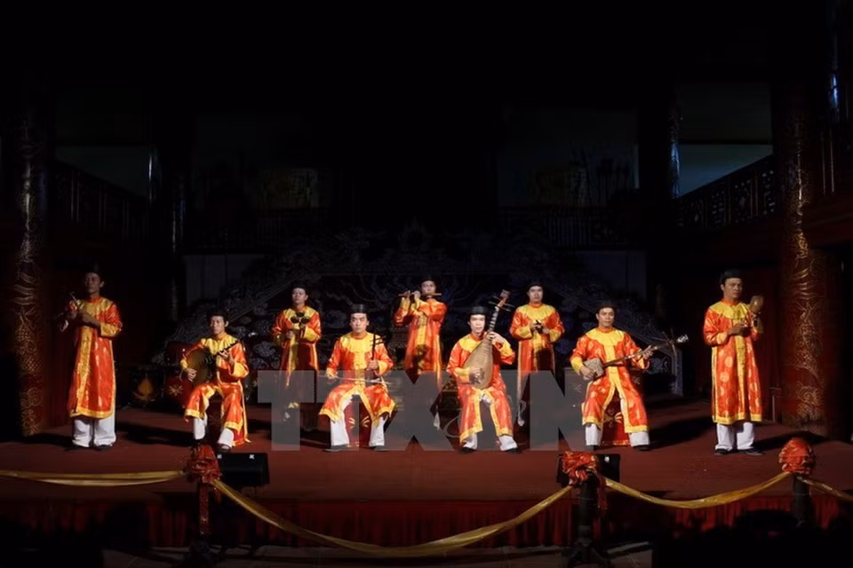 La musique du «Nha nhac», musique de cour vietnamienne.