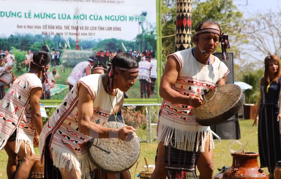 Les gongs du Tay Nguyen.