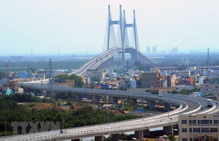Le pont de Phu My, à Ho Chi Minh-Ville. Photo: Kim Phuong/VNA 