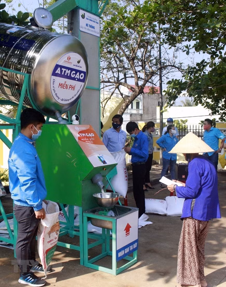 Des ATM riz déployés à Phu Yên (Centre) 