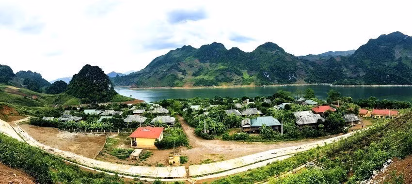 Un village de l'ethnie Dao dans la commune de Huoi So, district de Tua Chua. 