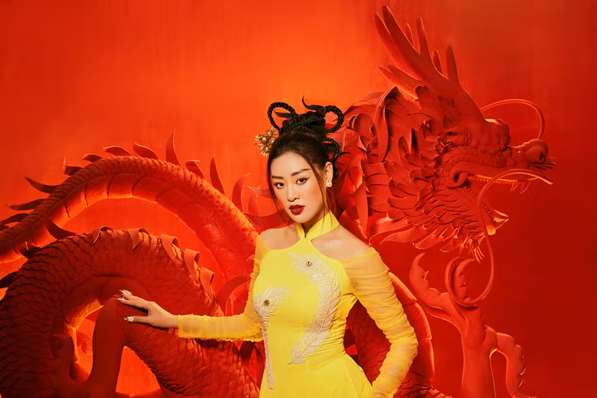La beauté mystérieuse de Miss Univers Vietnam 2019 Nguyen Tran Khanh Van. 