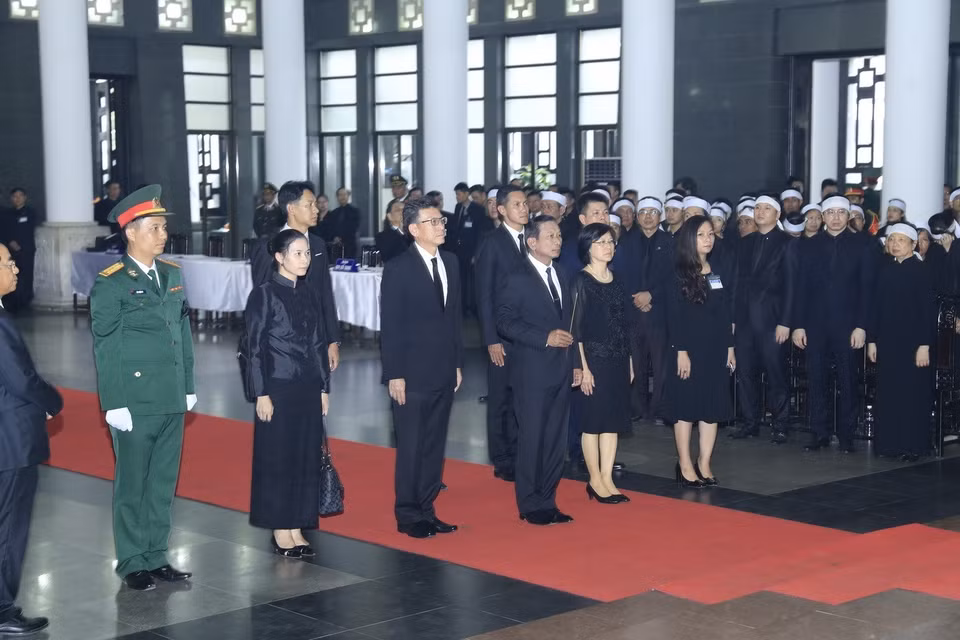 Une délégation de Thaïlande est allée rendre un dernier hommage au président Trân Dai Quang