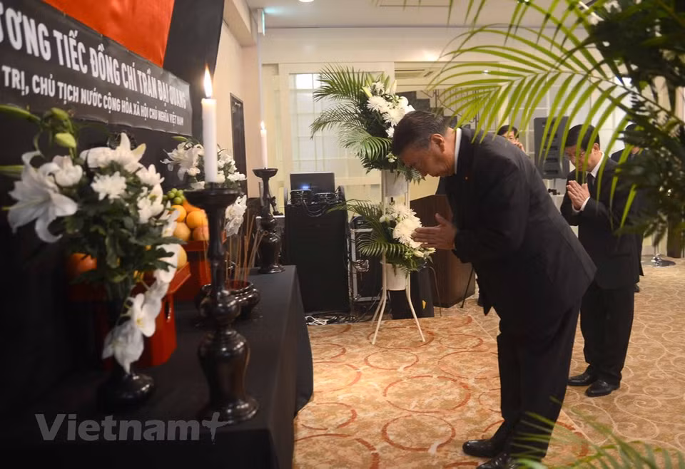 Au Japon, le président de la Chambre des représentants japonais Oshima Tadamori... 