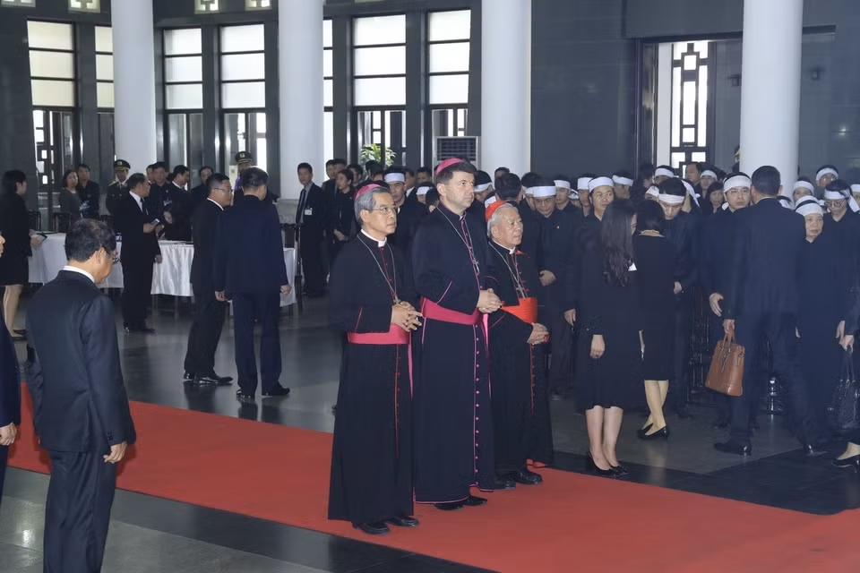 Une délégation du Vatican est allée rendre un dernier hommage au président Trân Dai Quang